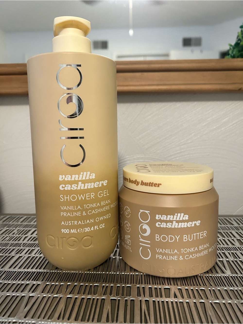Vanilla Cashmere Shower Gel & Body Butter Set - Cream